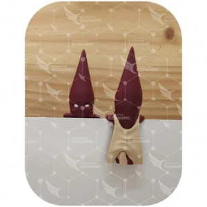 Sonny Angel Nazareno Penitente Granate y Beige